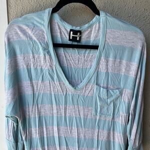 tee shirt, v-neck, 3/4 sleeve